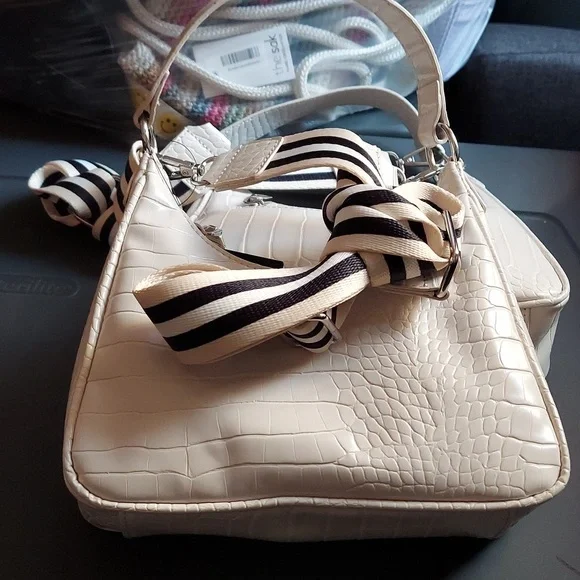 Inc International Concepts Zaree Shoulder Bag, - Picture 3 of 5